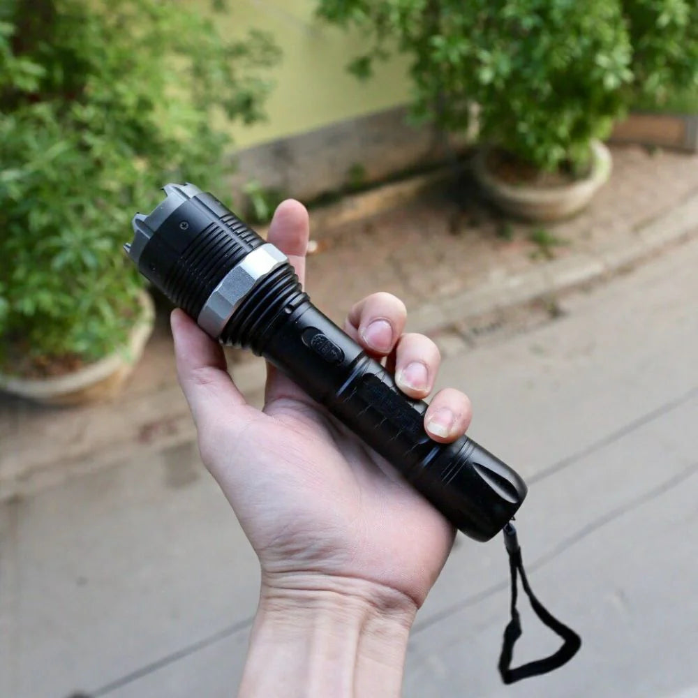 ❄️ Early Christmas 75% OFF ️🔦 SUPTRUCK™ VoltGuard X95 Tactical 2in1 Stun & Flashlight ⚡ One Device, Full Protection